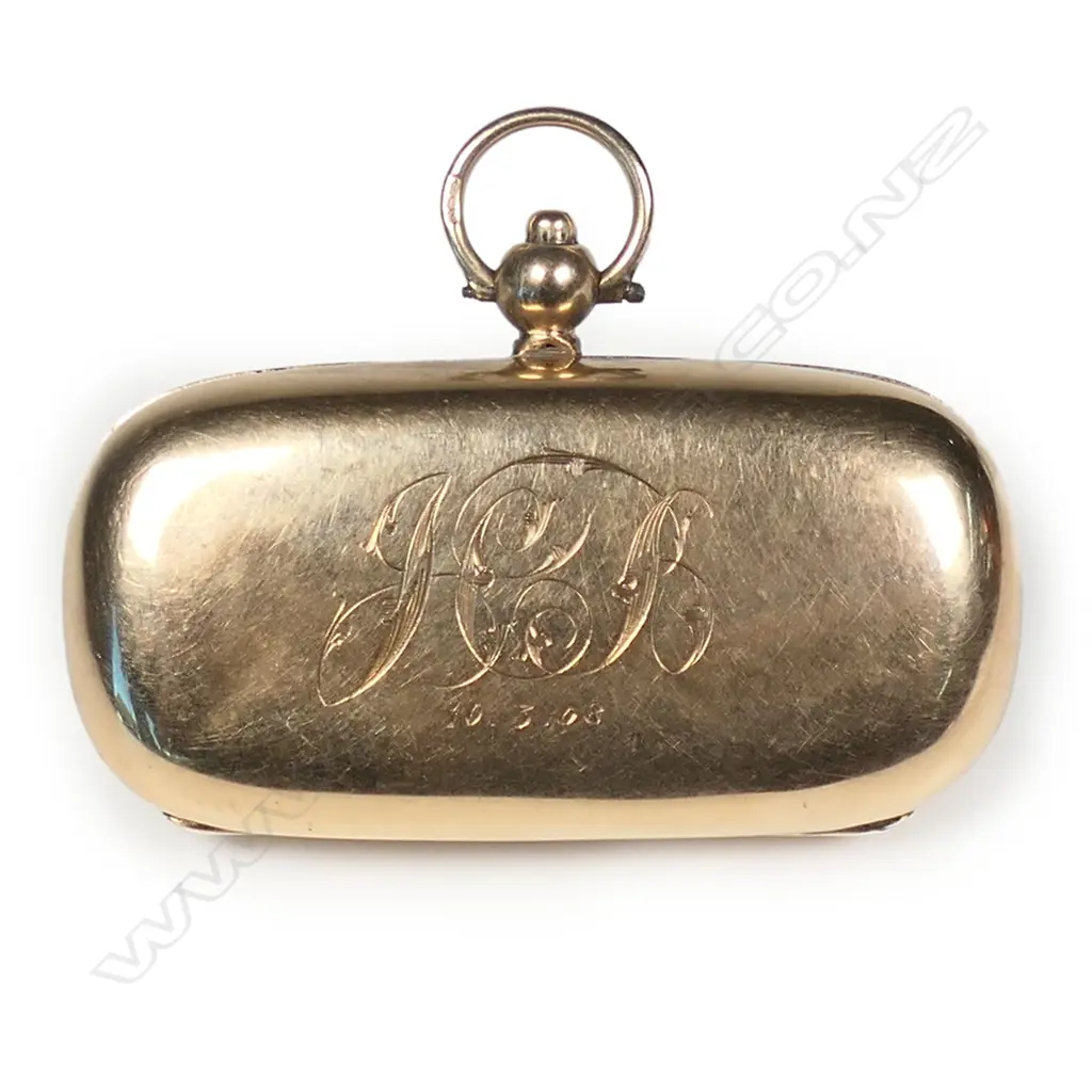 An Edwardian 9ct rose gold double sovereign case, Image 1++