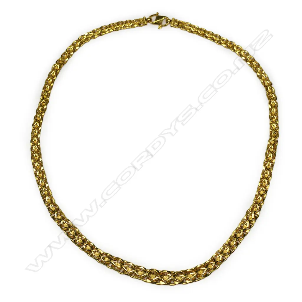 A 24ct gold graduated fancy link chain, Image 1++