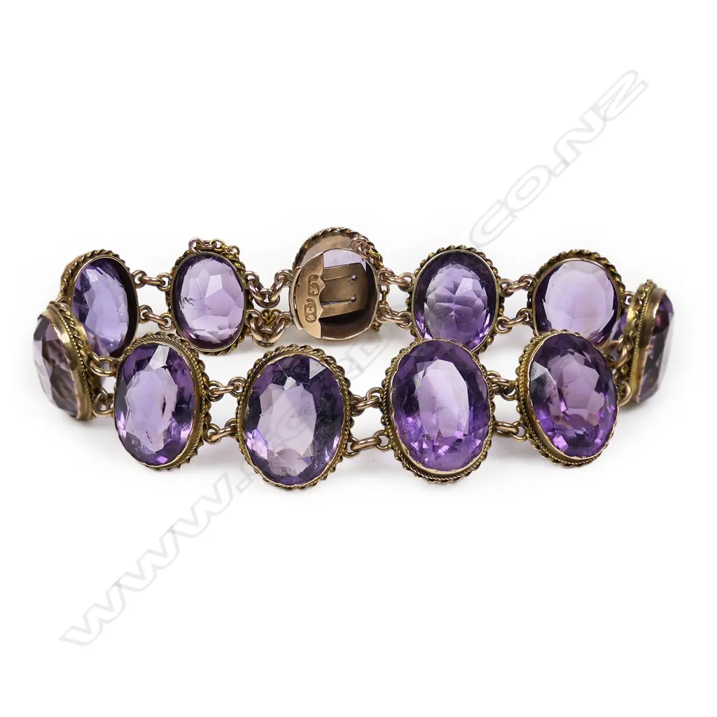 An early 1900s 9ct gold and amethyst bracelet, Image 1++
