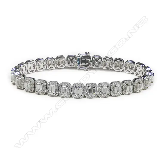 An 18ct white gold and diamond tennis bracelet,
