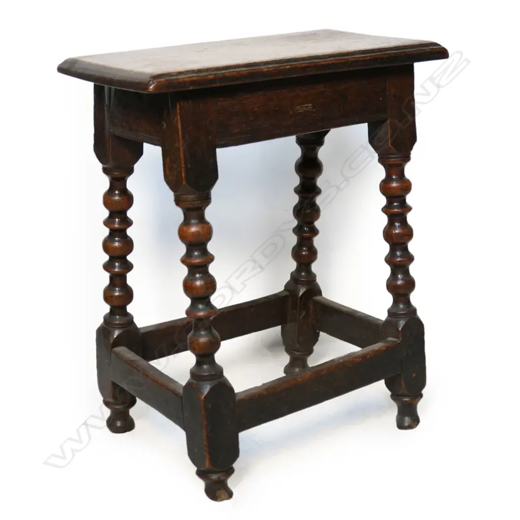 An oak Elizabethan style joint stool, Image 1++