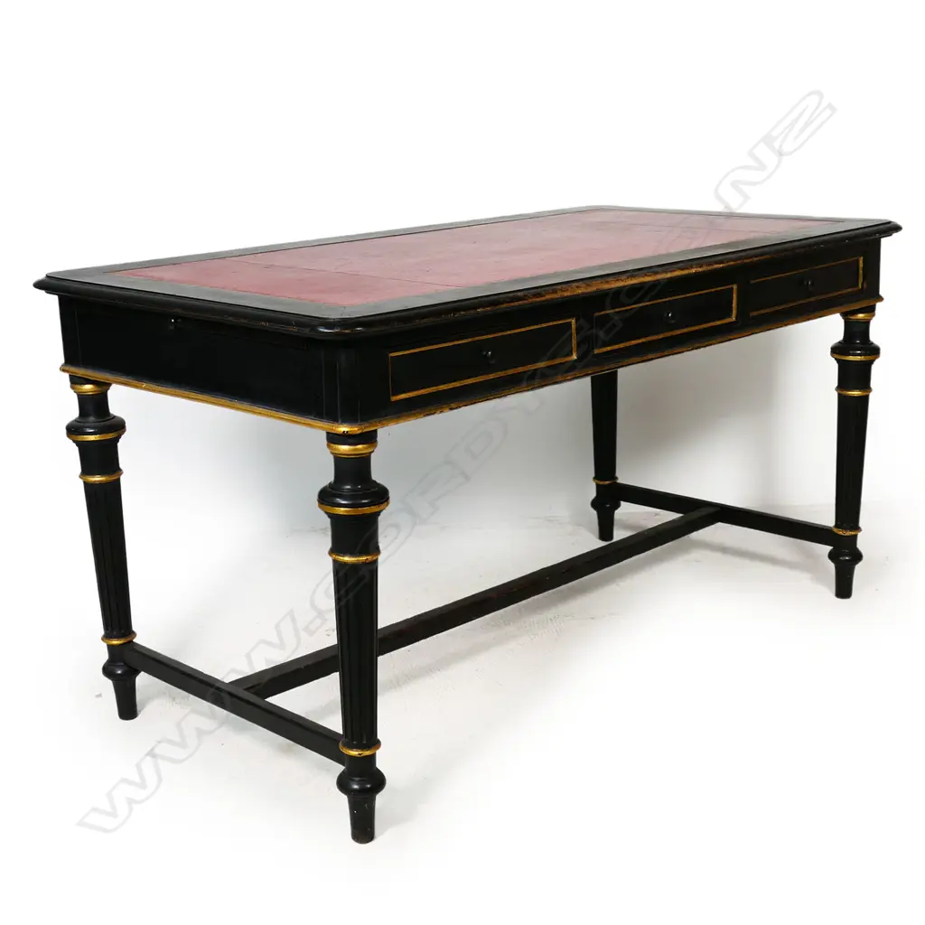 A French style bureau plat, Image 1++