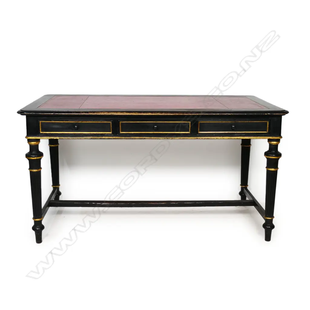 A French style bureau plat, Image 1++