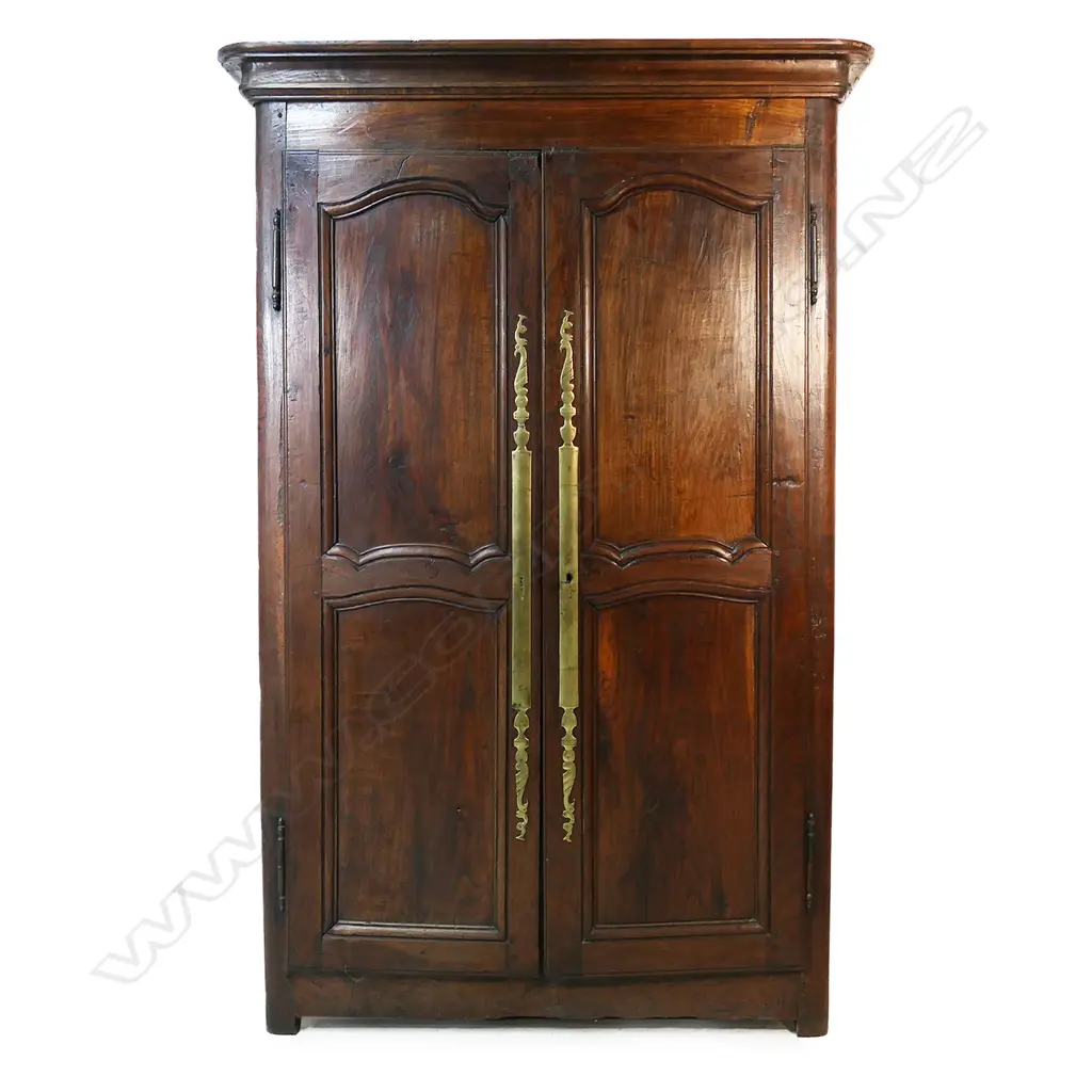 A 19thC French oak armoire, Image 1++