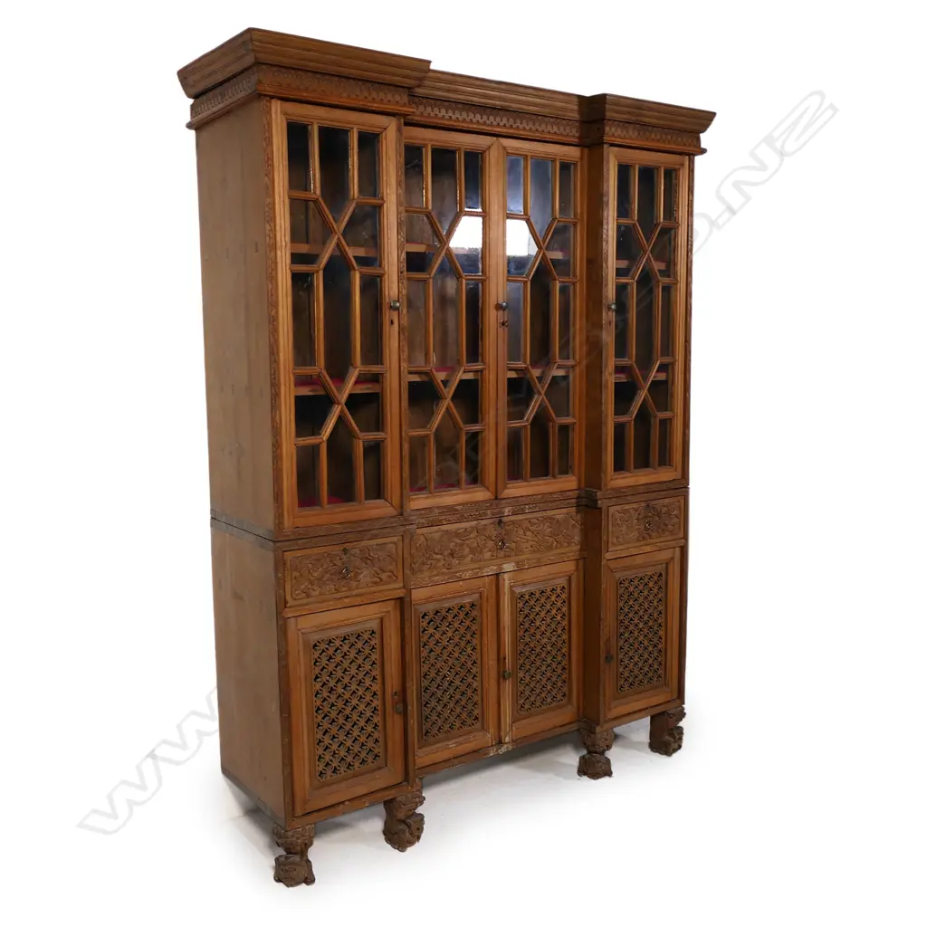 A 19thC Chinese hardwood breakfront two section display sideboard, Image 1++