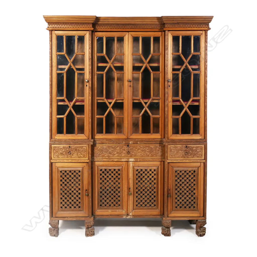 A 19thC Chinese hardwood breakfront two section display sideboard, Image 1++