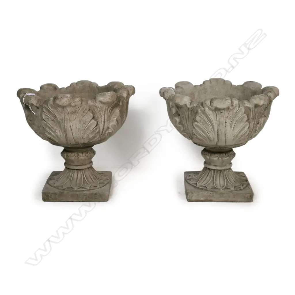 A pair of classical acanthus leaf pedestal urns, Image 1++