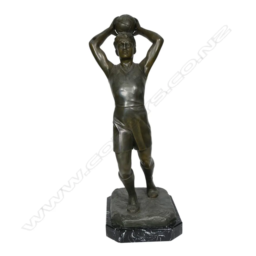 A 1930's spelter bronzed figure of a footballer, Image 1++