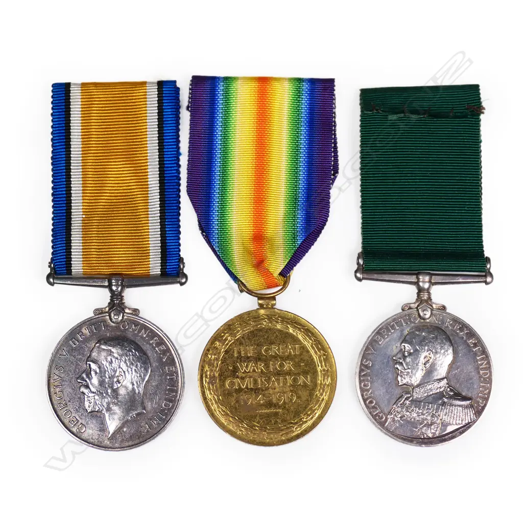 A group of three WWI medals to B.2848 D.J. MACINTOSH SEA. R.N.R., Image 1++