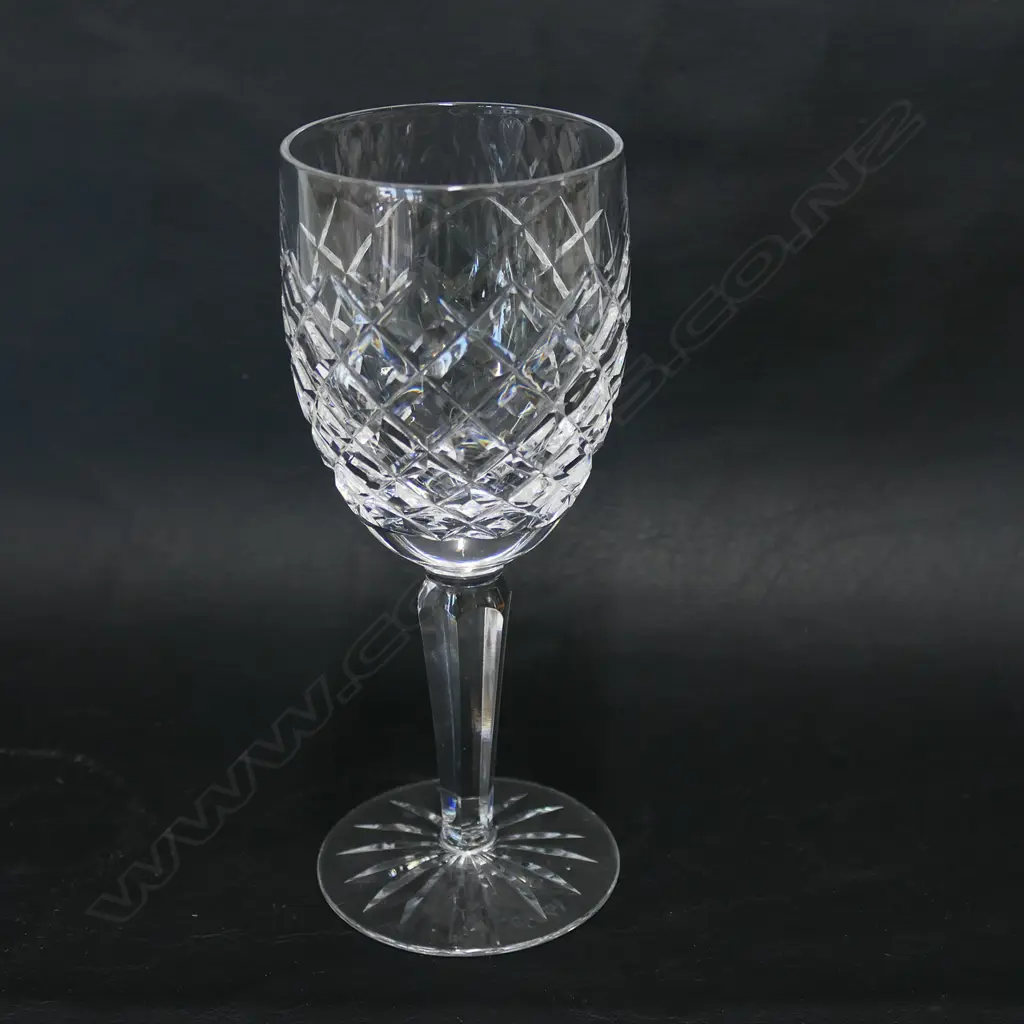 A set of eight Waterford claret wine glasses, Image 1++