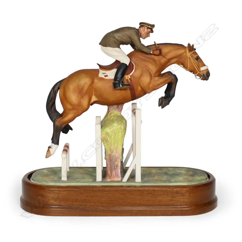 A Royal Worcester figurine of Merano and Cap. Raimondo d' Inzeo, Image 1++