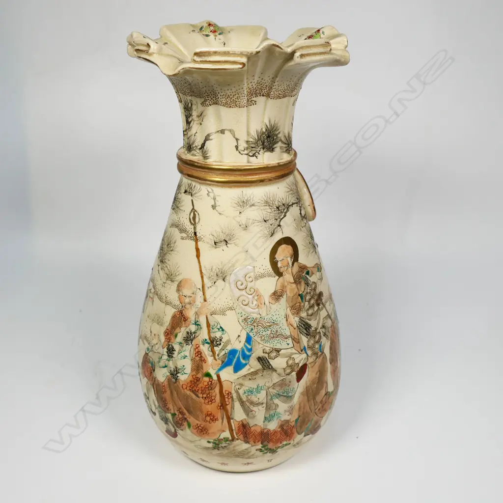 An uncommon Meiji period Kyoto Satsuma vase in the form of a tied sack c.1880, Image 1++