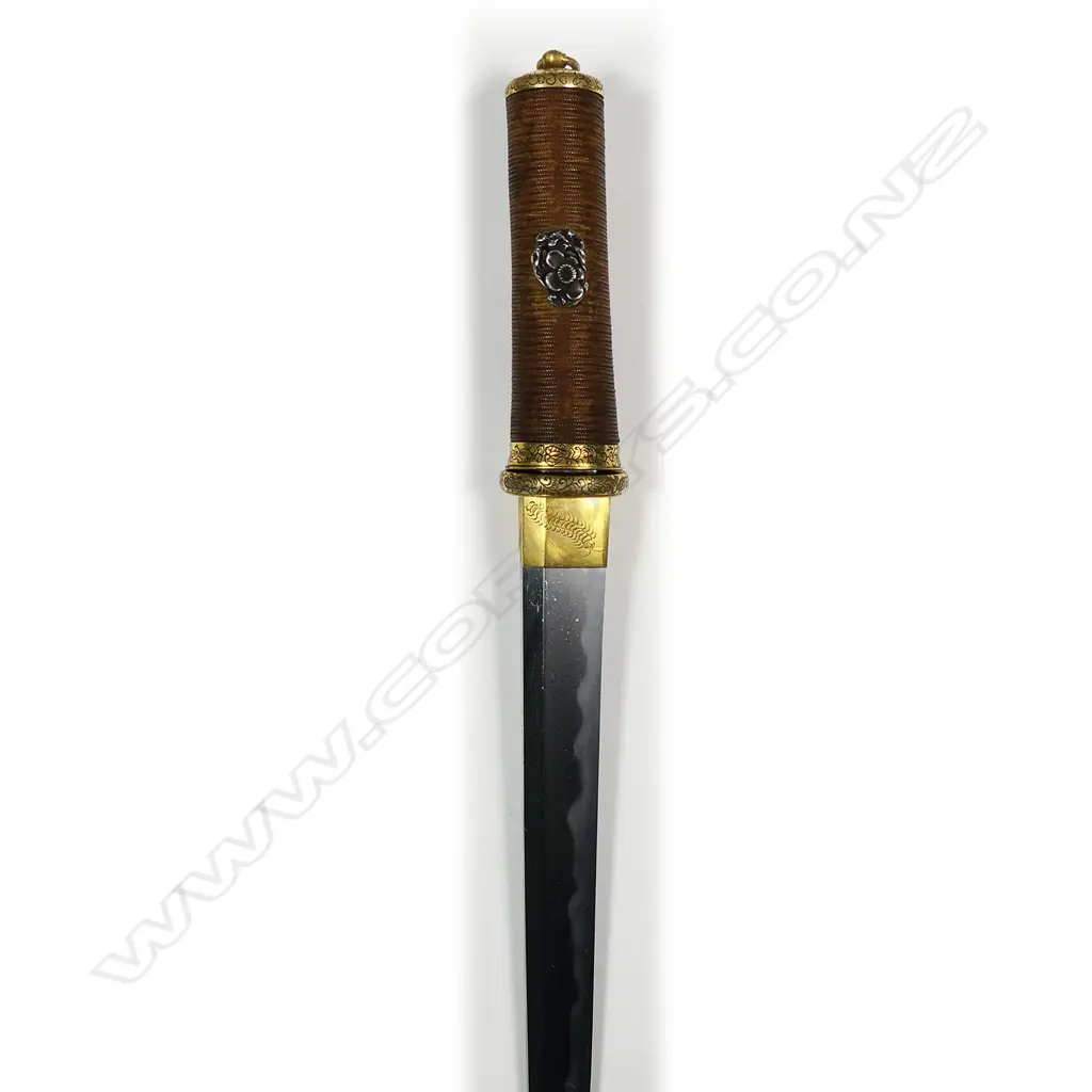 A fine and rare Japanese high status ladies Aikuchi tanto c.1820, Image 1++