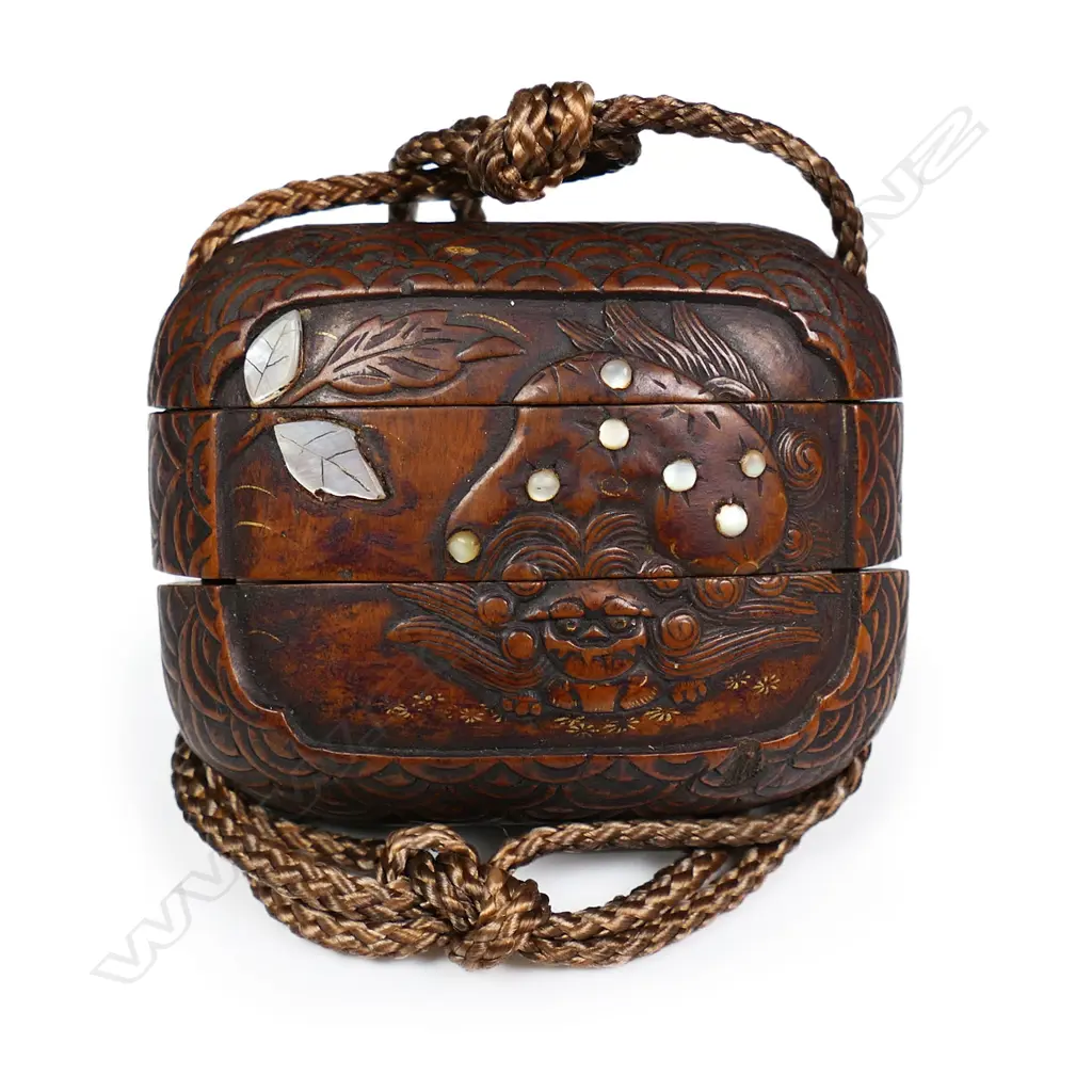 A good late Edo period wooden two case inro, c.1830, Image 1++