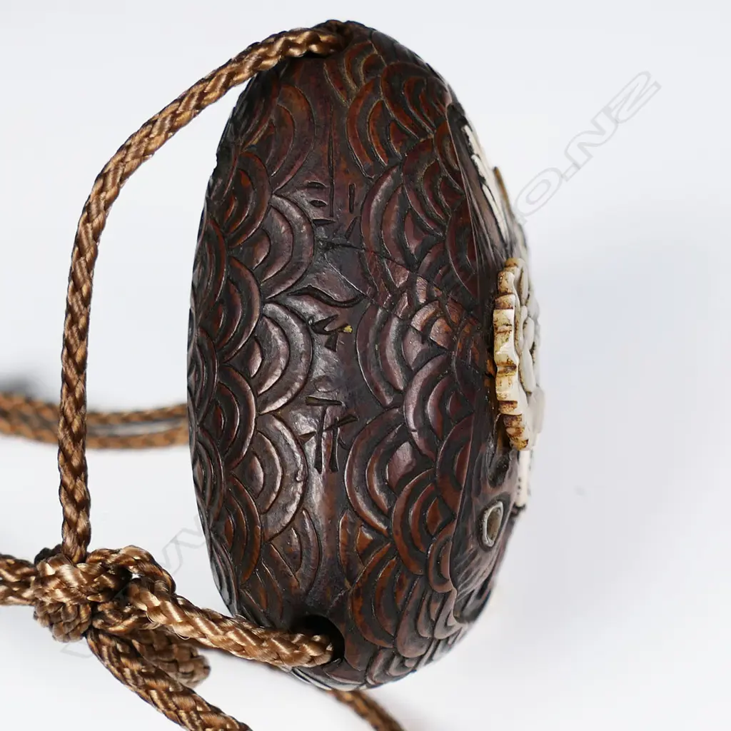 A good late Edo period wooden two case inro, c.1830, Image 1++