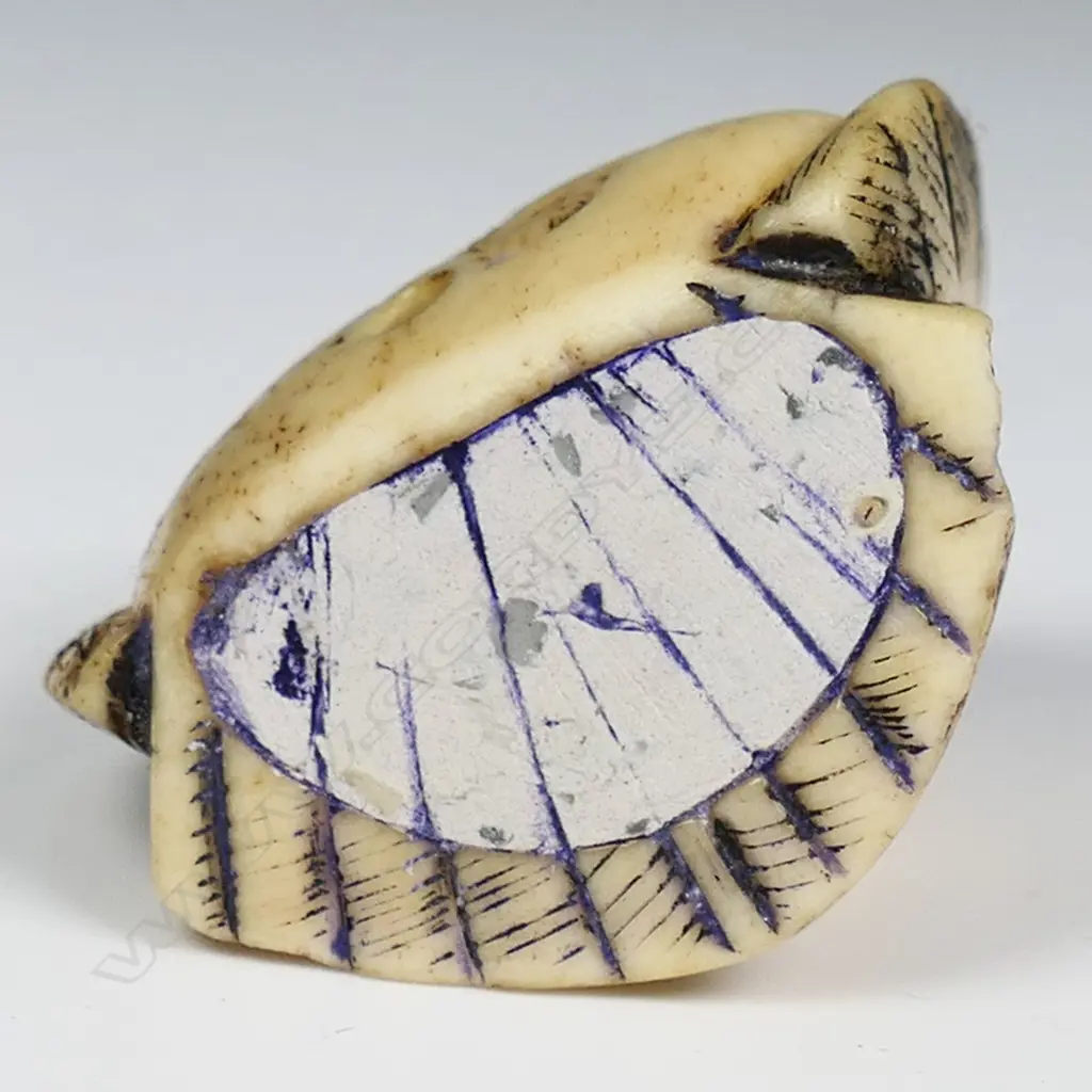An Edo Period carved bone (or antler) study of a Suzume, Image 1++
