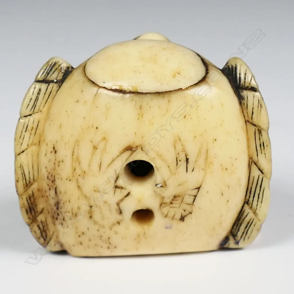 An Edo Period carved bone (or antler) study of a Suzume, Image 1++