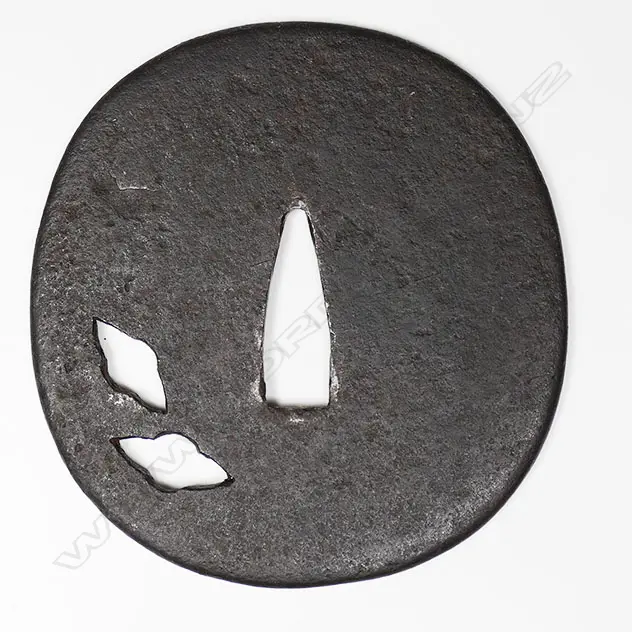 A large iron Muromachi period armorer's tsuba c.1500, Image 1++