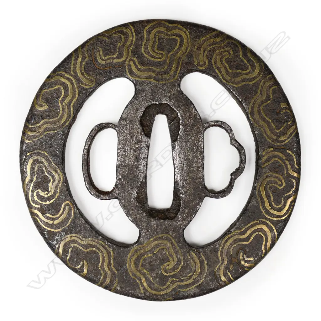 An Azuchi Momoyama period iron tsuba c.1580, Image 1++