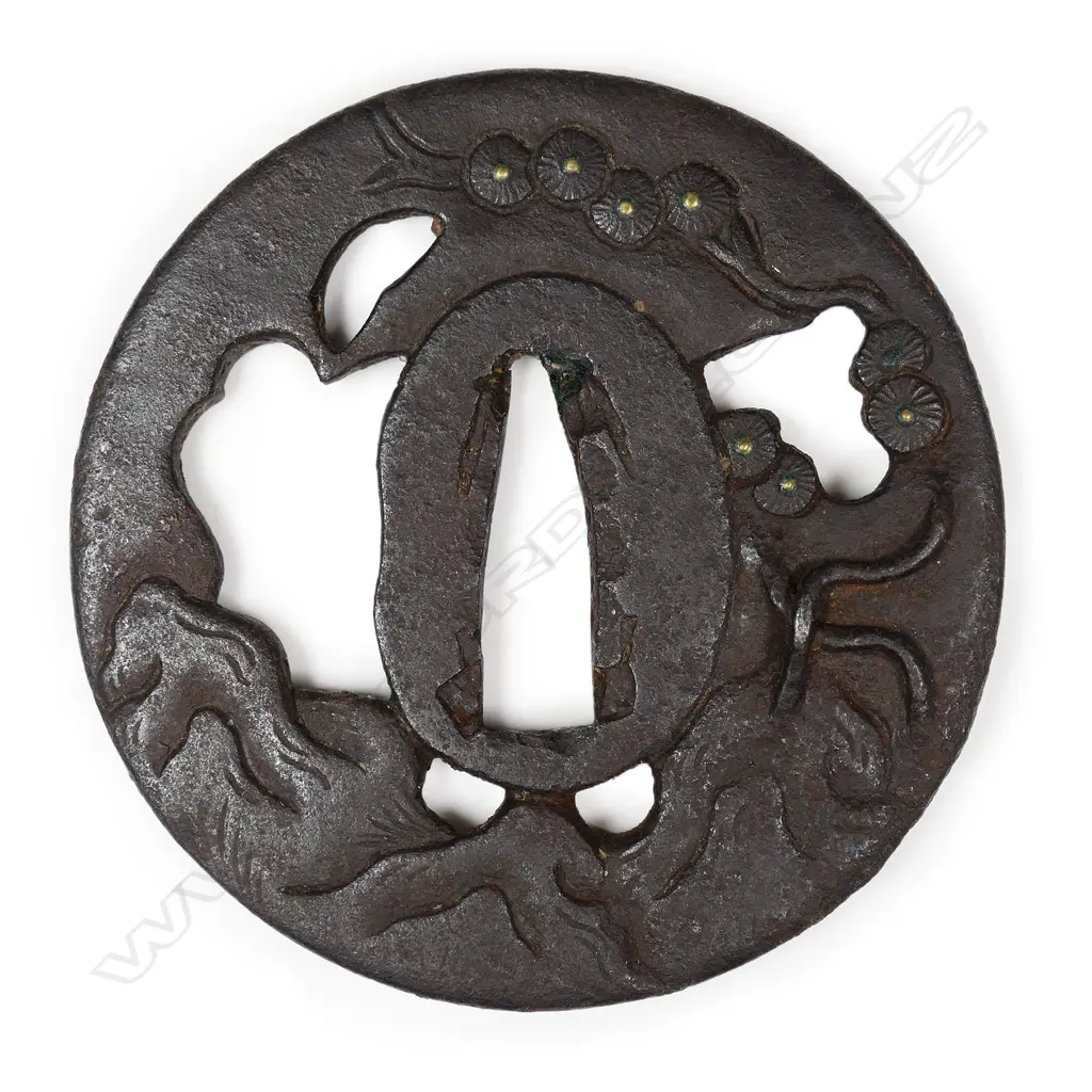 A circular iron 17thC tsuba, Image 1++