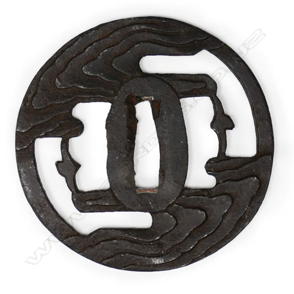 An 18thC yedo Bushu school circular iron tsuba, Image 1++