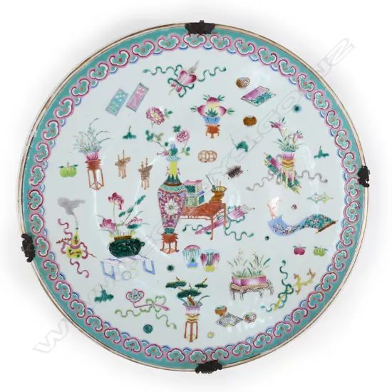 An impressive 19thC Chinese porcelain famille rose charger,