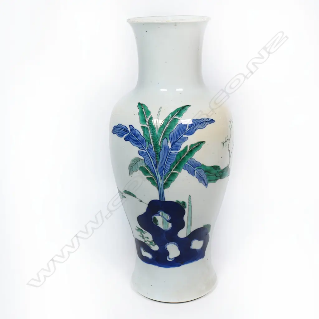 A late 19th/early 20thC Chinese vase, Image 1++