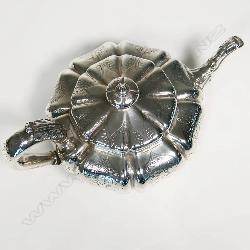 A William IV Paul Storr three-piece bachelor's tea service, Image 1++