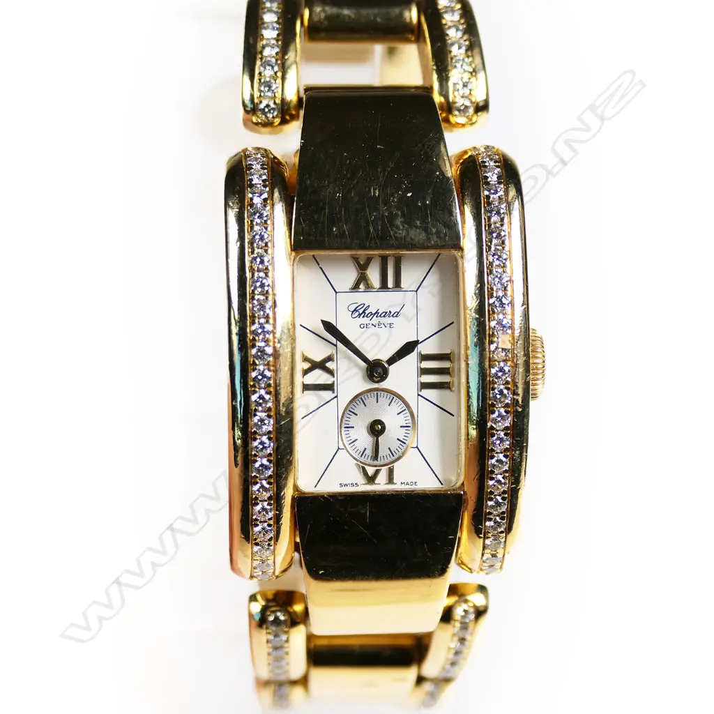 A ladies, Chopard ‘La Strada’ wristwatch in 18ct yellow gold, Image 1++