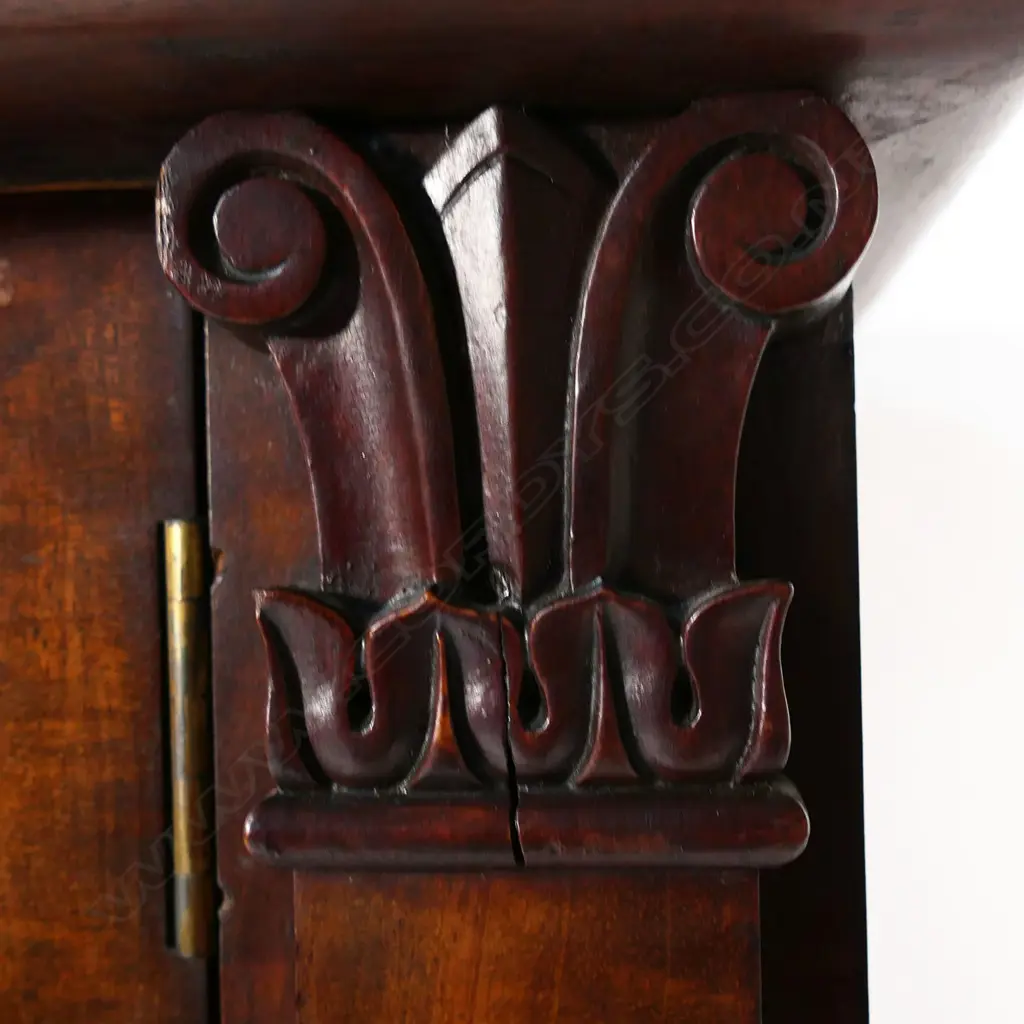 An early Victorian mahogany glazed bookcase cabinet, Image 1++