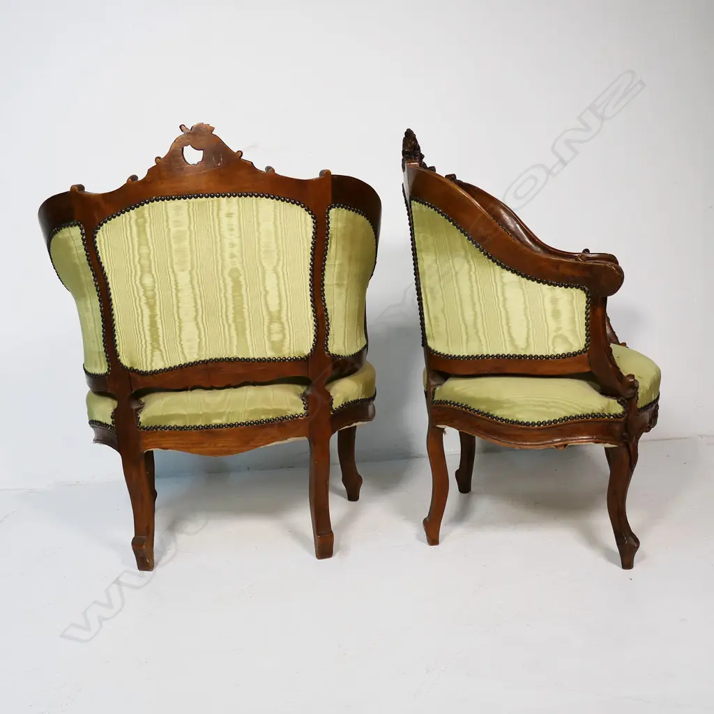 A pair of 19thC Hepplewhite style bergère chairs, Image 1++