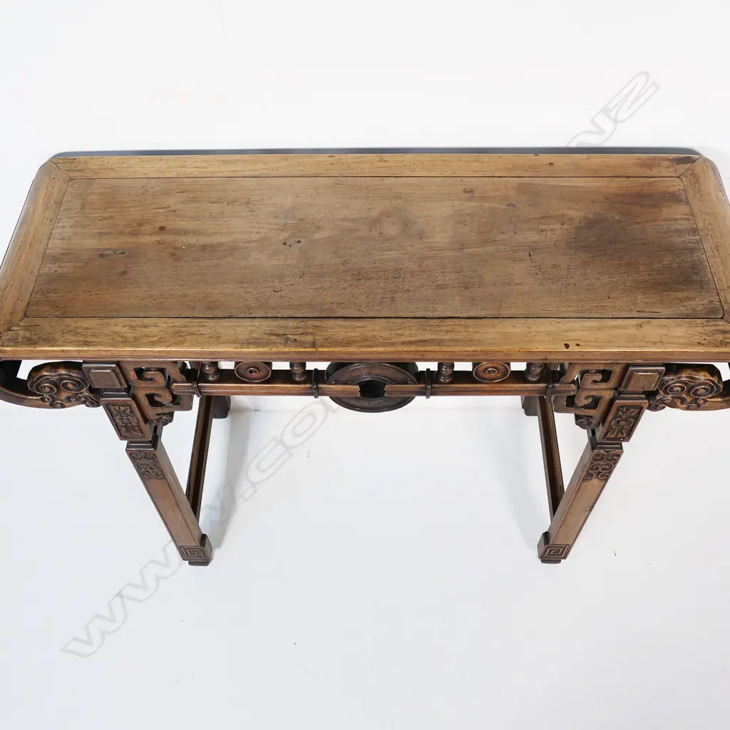 A vintage Chinese hardwood altar table, Image 1++