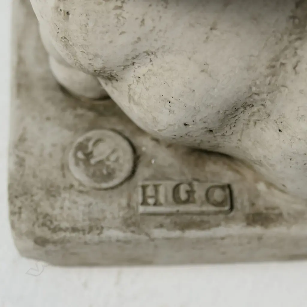 A pair of fine concrete garden/entrance seated griffins, Image 1++