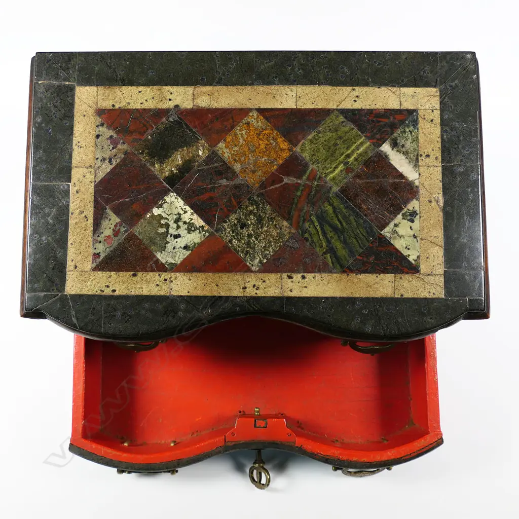 A rare 19thC Grand Tour marble covered miniature commode, Image 1++