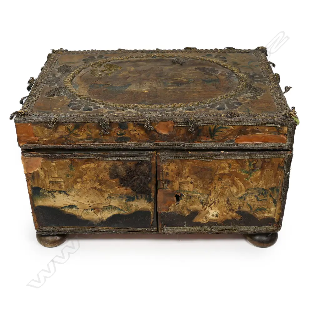 17thC silk embroidered jewellery box, Image 1++