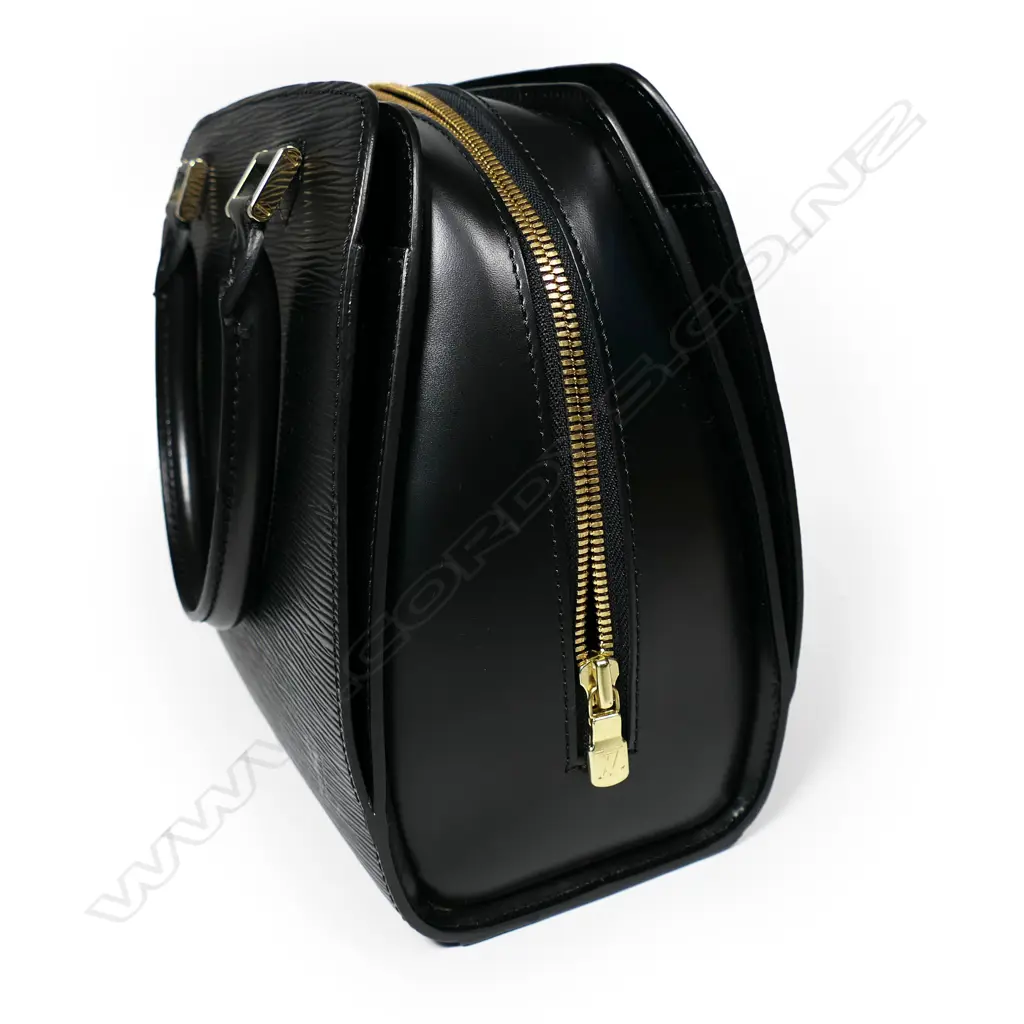 A Louis Vuitton Pont Neuf bag, Image 1++