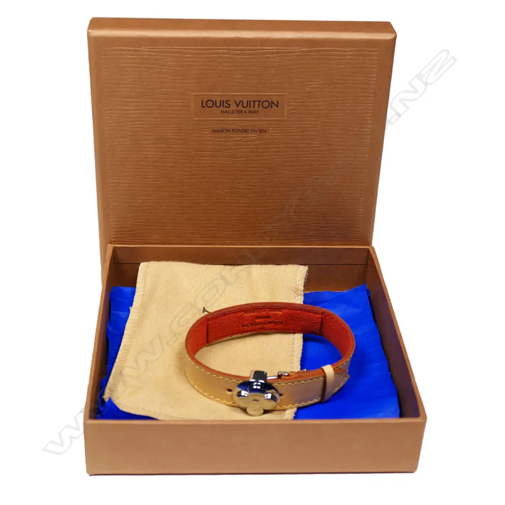 A Louis Vuitton Good Luck bracelet, Image 1++