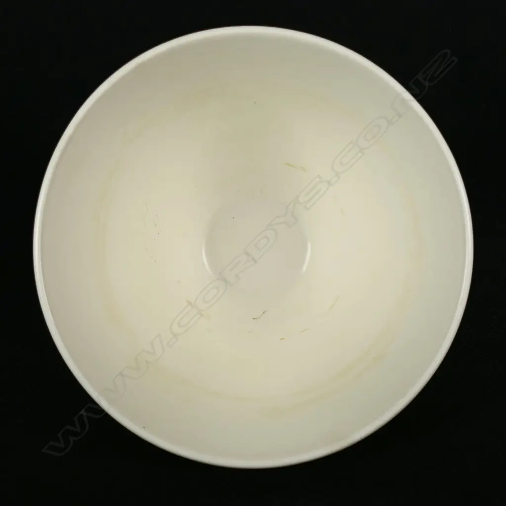 A Wedgwood Keith Murray bowl / vase, Image 1++