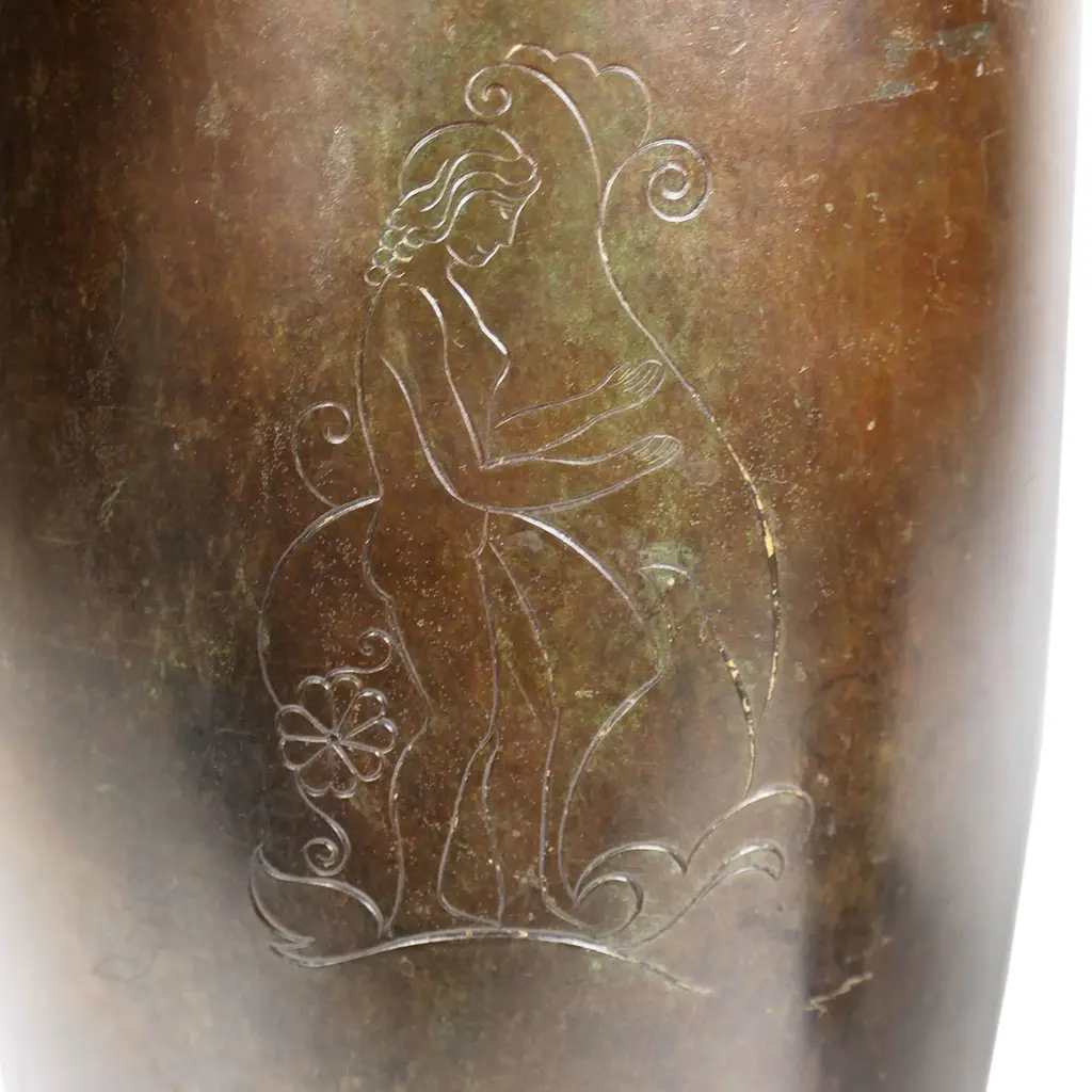 A pair of Just Andersen Art Deco 'Disko' bronze vases, Image 1++