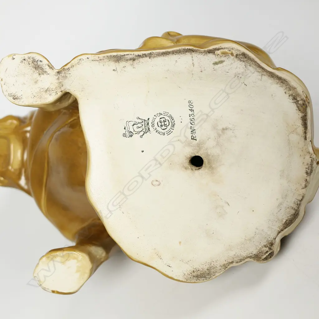 A Royal Doulton World War I bulldog in khaki tone, Image 1++