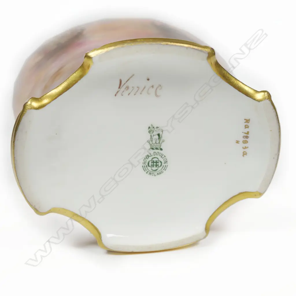 A Royal Doulton hand painted 'Venice' vase by John Hugh Plant, Image 1++