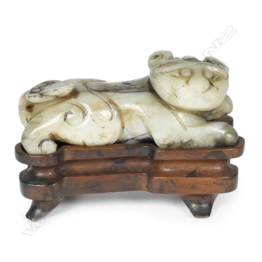An old Chinese striated pale green jade carving of a Bixie, Image 1++
