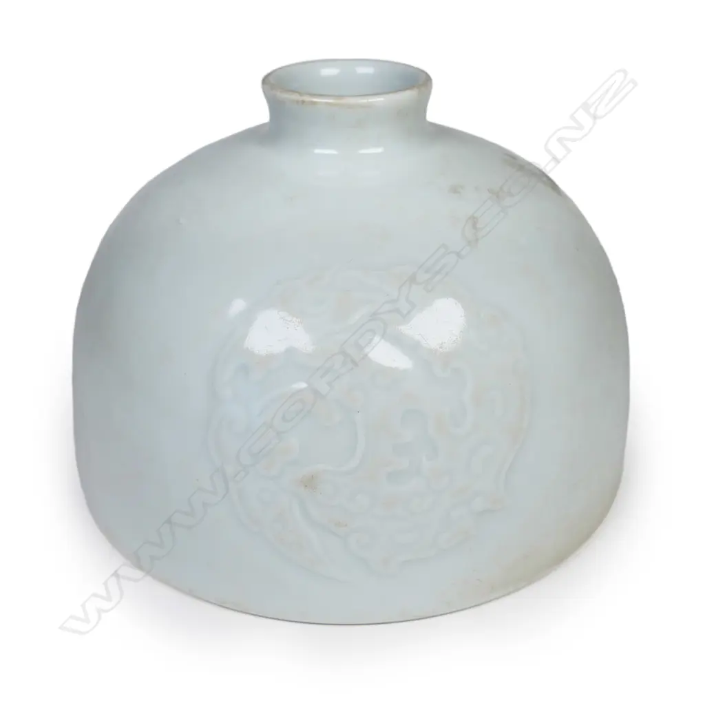 A Chinese porcelain (taibai zun) beehive form brush washer, Image 1++