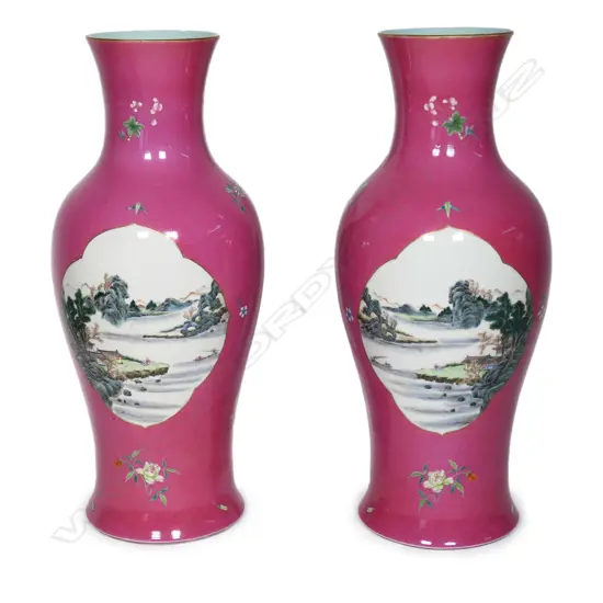 A pair of Chinese lipstick pink vases,