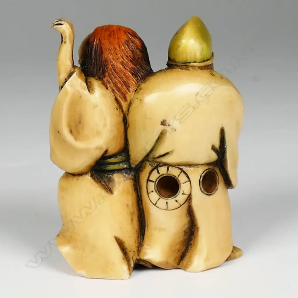 A Japanese carved ivory netsuke, Image 1++