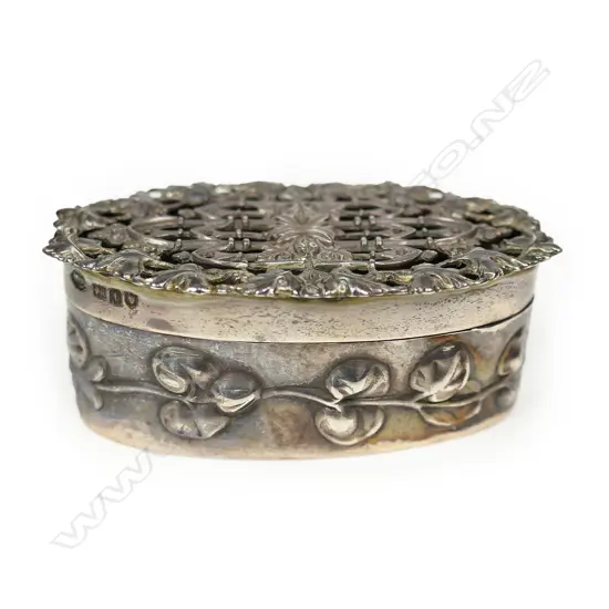 An early 20thC silver vinaigrette/potpourri box,