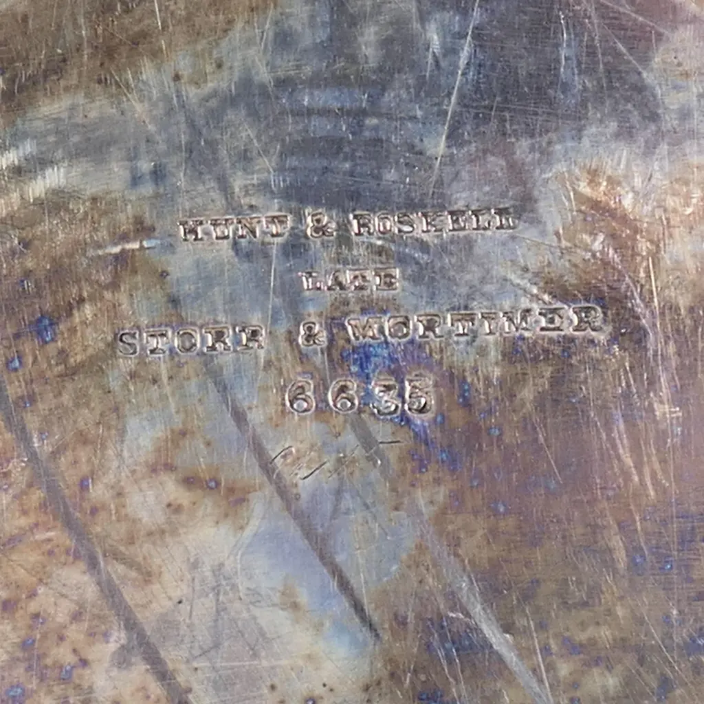 A Victorian silver engraved circular salver, Image 1++