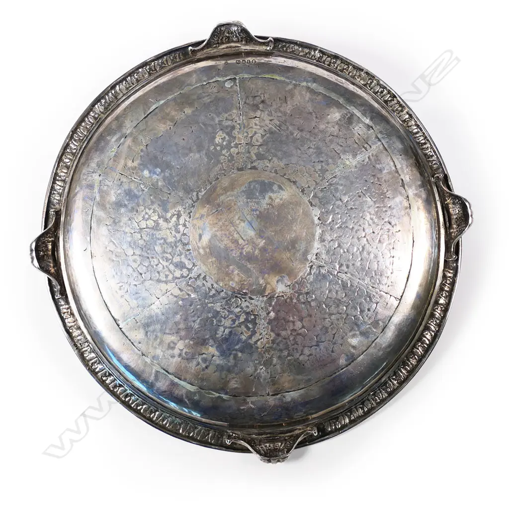 A Victorian silver engraved circular salver, Image 1++