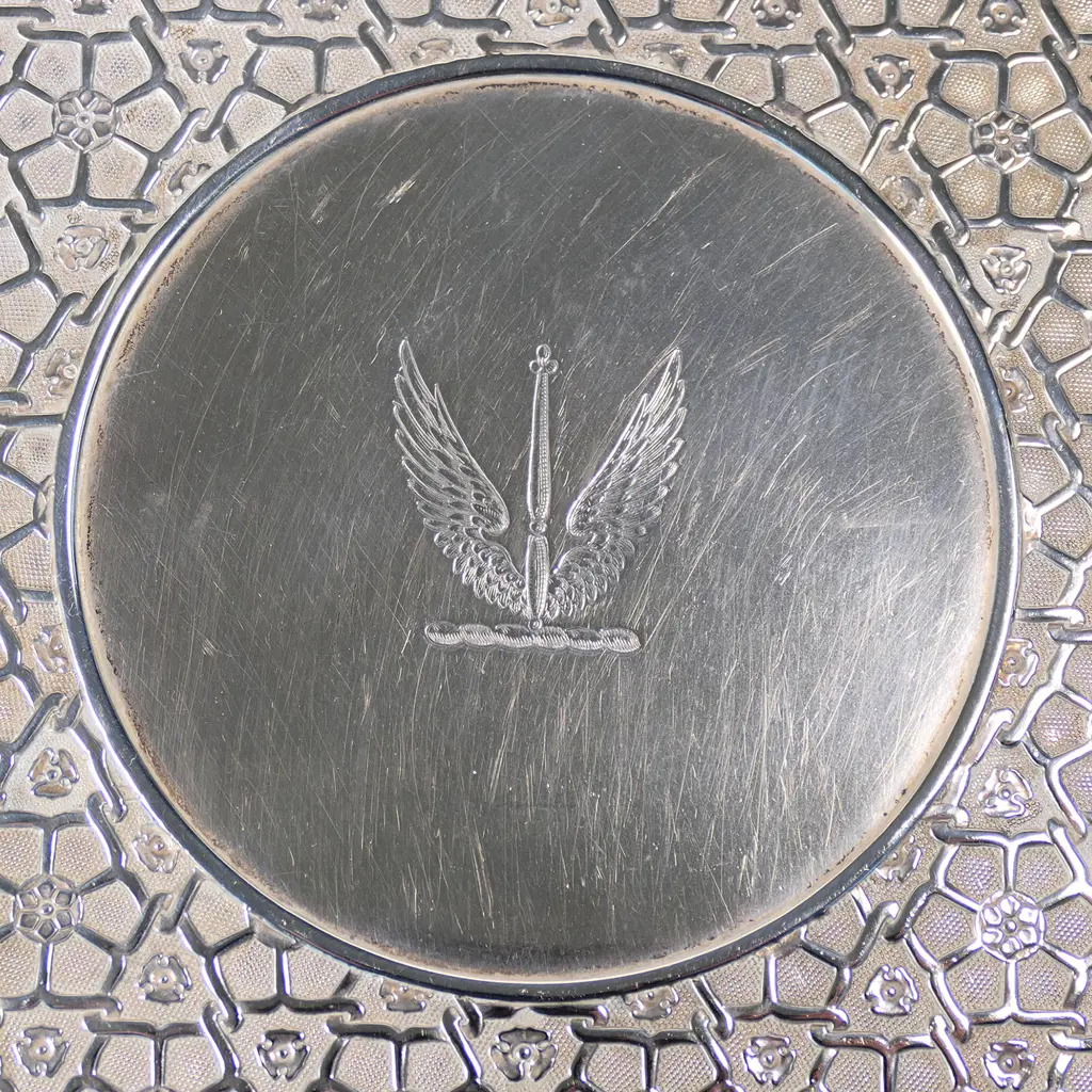 A Victorian silver engraved circular salver, Image 1++