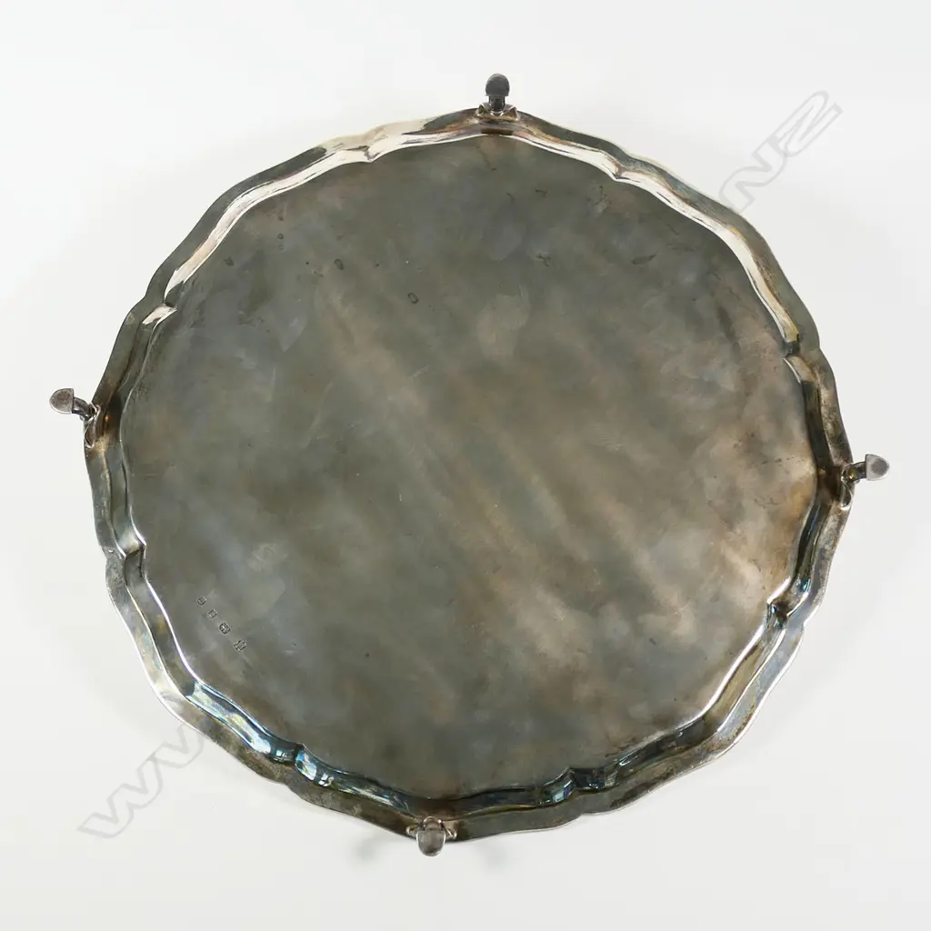 A sterling silver salver, Image 1++